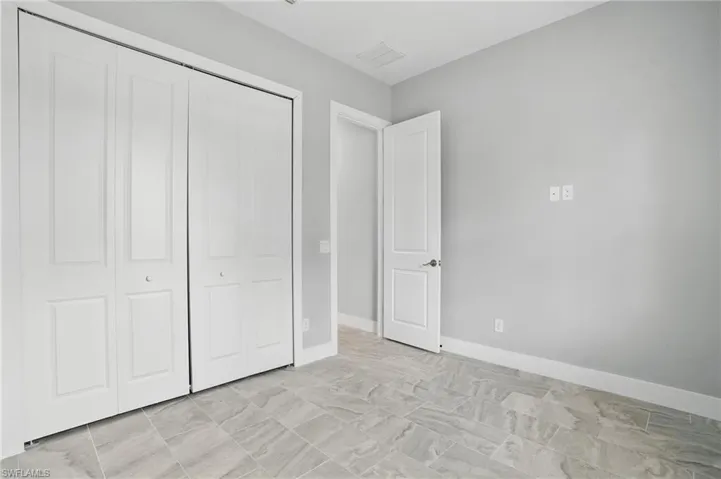 3906 E 10th  ST, Lehigh Acres, FL 33972