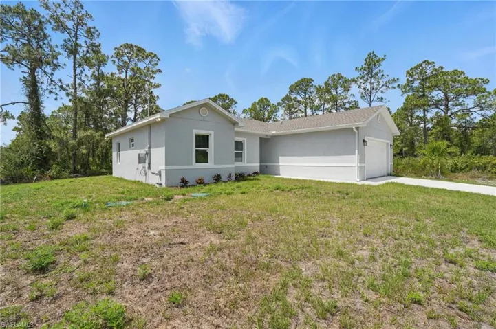 3906 E 10th  ST, Lehigh Acres, FL 33972