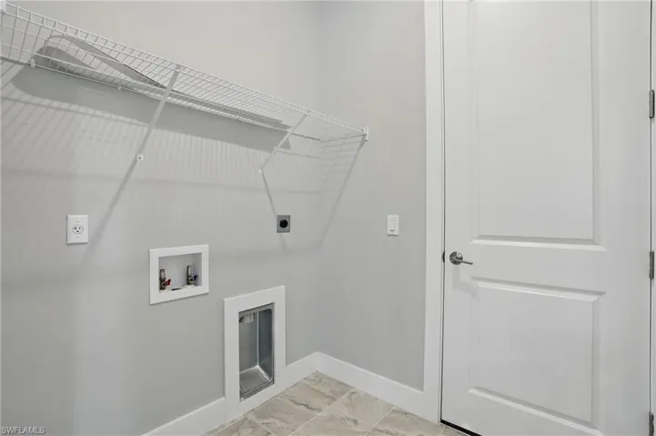 3906 E 10th  ST, Lehigh Acres, FL 33972