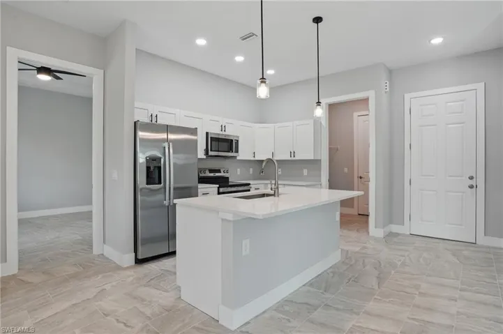 3906 E 10th  ST, Lehigh Acres, FL 33972