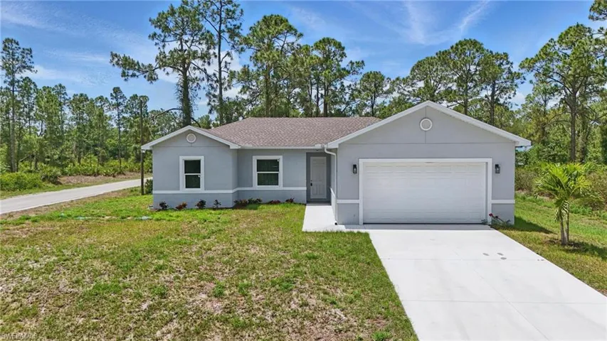 3906 E 10th  ST, Lehigh Acres, FL 33972