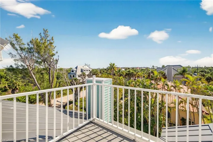 280 Southwinds Dr, Sanibel, Florida 33957