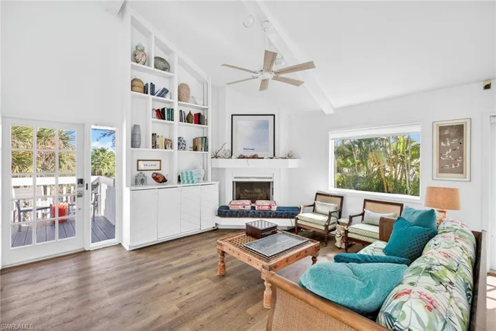 280 Southwinds Dr, Sanibel, Florida 33957