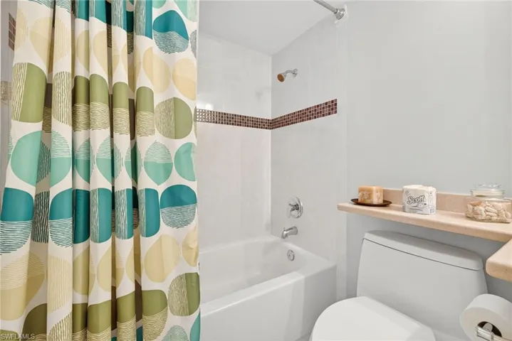 280 Southwinds Dr, Sanibel, Florida 33957