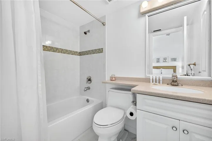 280 Southwinds Dr, Sanibel, Florida 33957