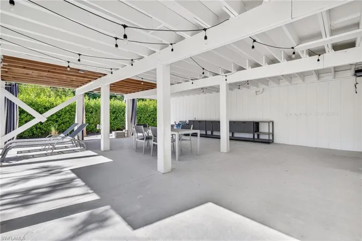 280 Southwinds Dr, Sanibel, Florida 33957