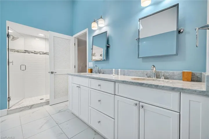 280 Southwinds Dr, Sanibel, Florida 33957
