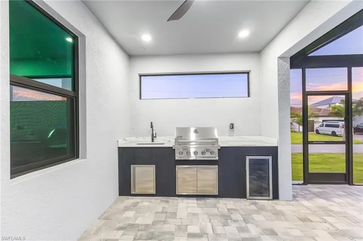 142 Sw 33rd Pl, Cape Coral, Florida 33991