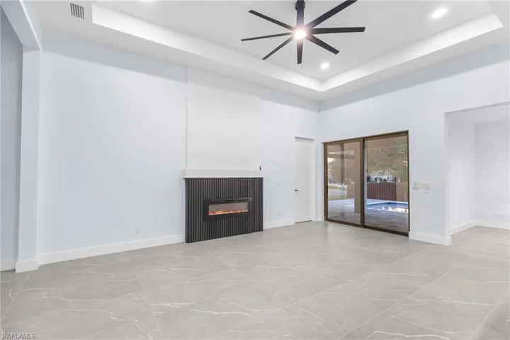 142 Sw 33rd Pl, Cape Coral, Florida 33991