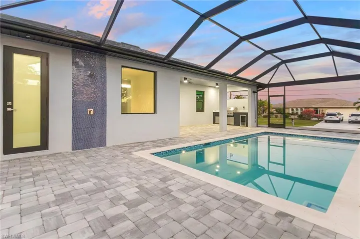 142 Sw 33rd Pl, Cape Coral, Florida 33991