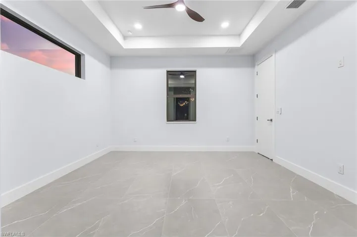 142 Sw 33rd Pl, Cape Coral, Florida 33991