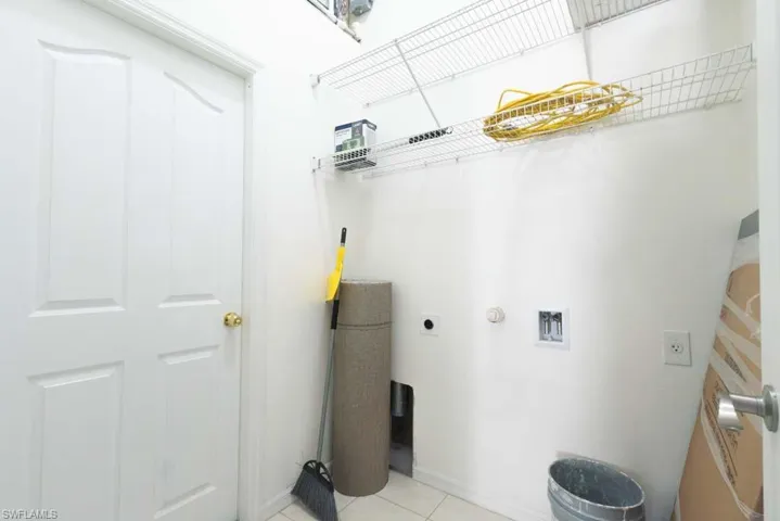 3808  27th SW ST, Lehigh Acres, FL 33976