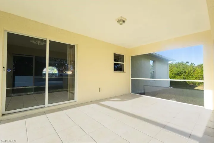 3808  27th SW ST, Lehigh Acres, FL 33976