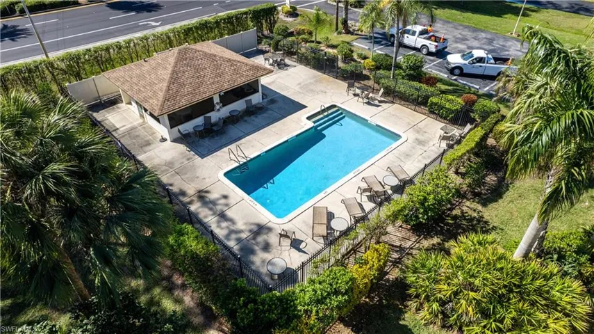 6046  Huntington Woods  DR, Naples, FL 34112