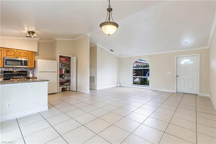 3875 Everglades Blvd N, Naples, Florida 34120