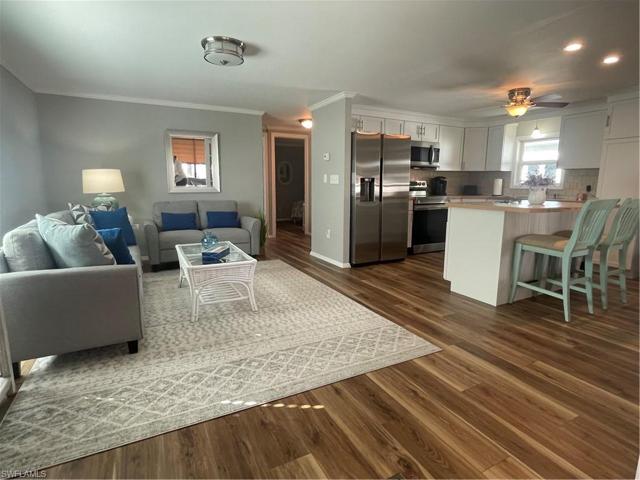 LIVING INTO KITCHEN