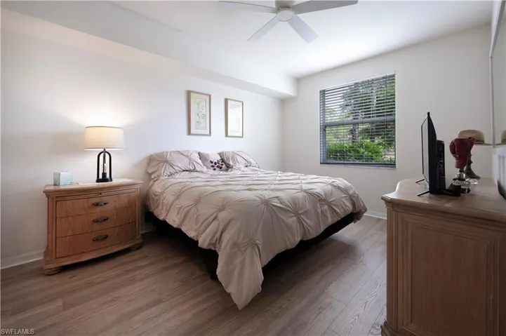 431 Valerie Way 103, Naples, Florida 34104