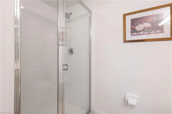 431 Valerie Way 103, Naples, Florida 34104