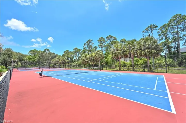 431 Valerie Way 103, Naples, Florida 34104