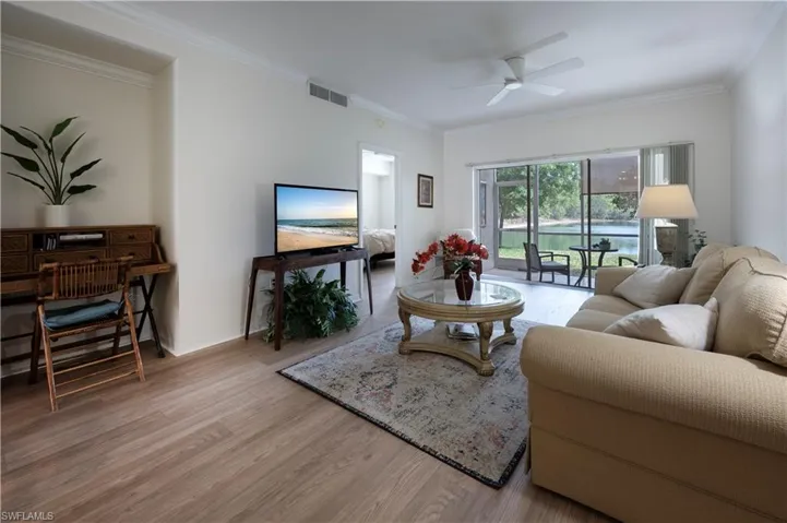 431 Valerie Way 103, Naples, Florida 34104