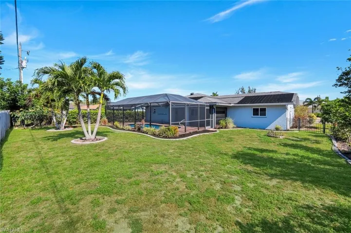 322 SE 17th  ST, Cape Coral, FL 33990