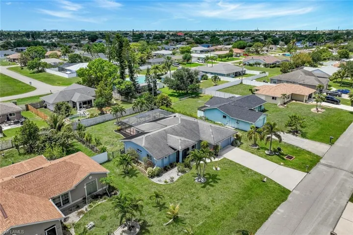 322 Se 17th St, Cape Coral, Florida 33990