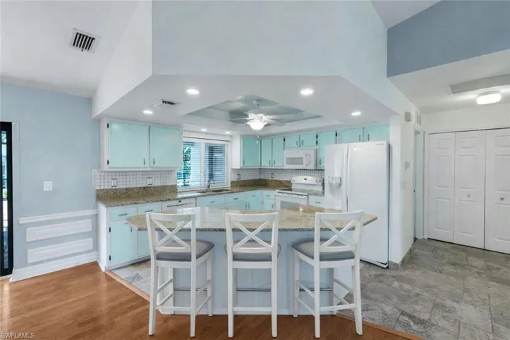 322 Se 17th St, Cape Coral, Florida 33990