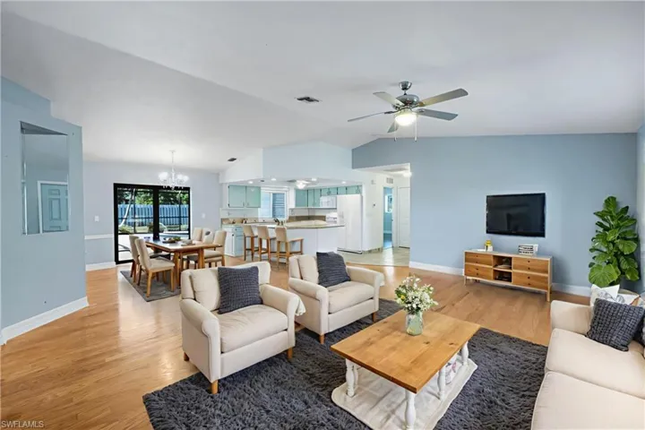 322 Se 17th St, Cape Coral, Florida 33990