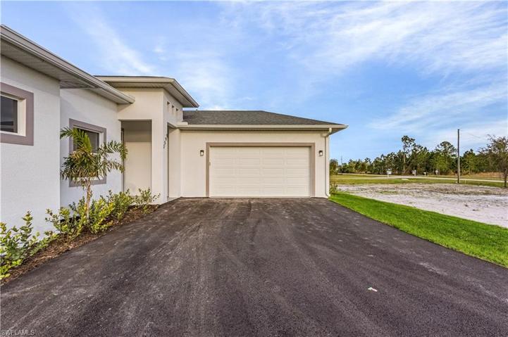 2599  45th NE AVE, Naples, FL 34120