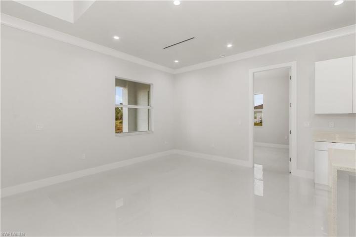 2599  45th NE AVE, Naples, FL 34120