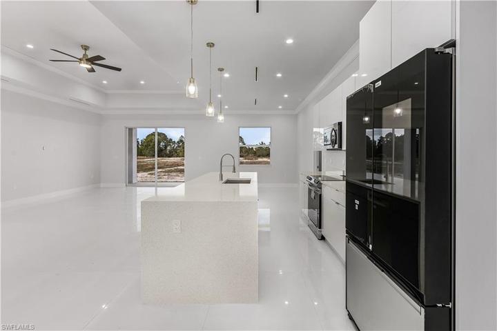 2599  45th NE AVE, Naples, FL 34120
