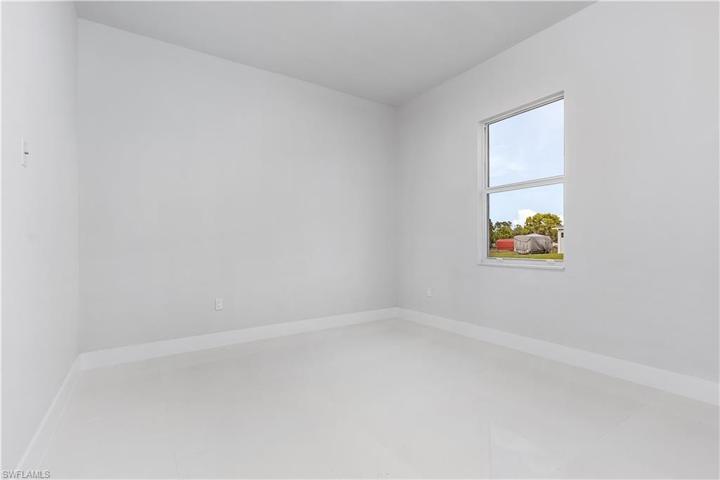 2599  45th NE AVE, Naples, FL 34120
