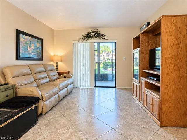 1210 Hall Rd 204, North Fort Myers, Florida 33903