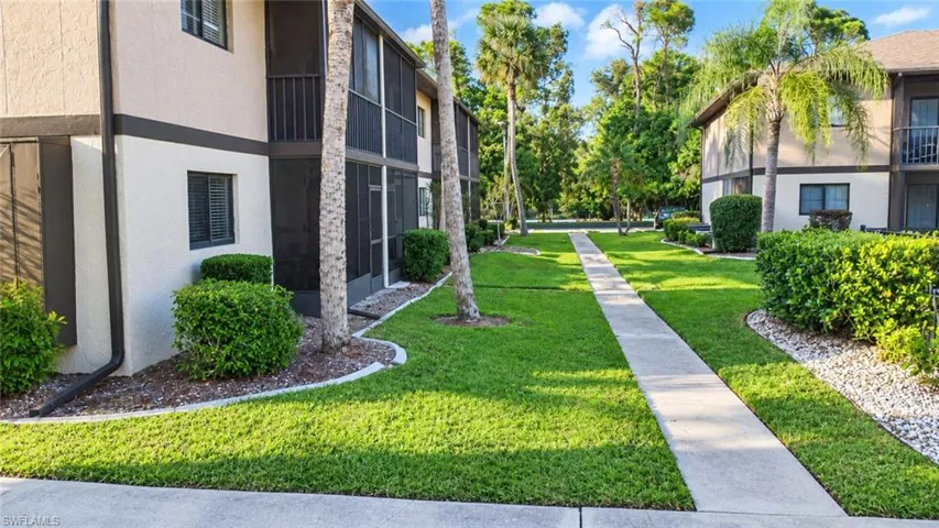 1210 Hall Rd 204, North Fort Myers, Florida 33903