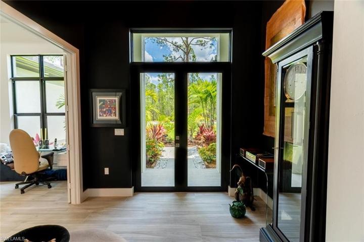 Entry way