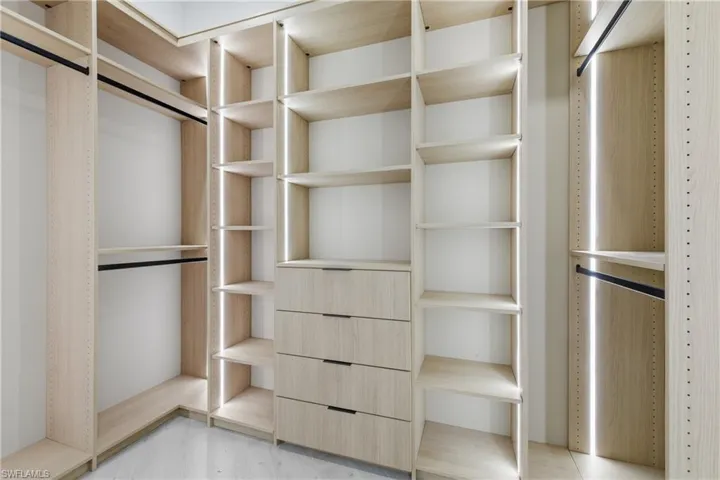 View of walk in closet
