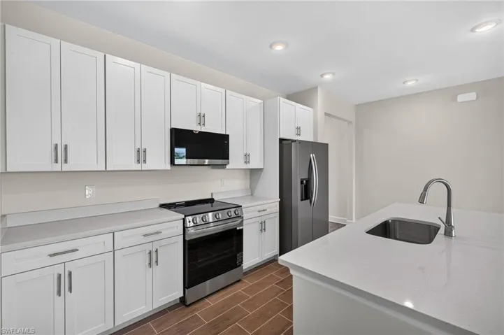 2032 Nw 3rd Ter, Cape Coral, Florida 33993
