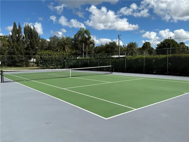 15452 Admiralty Cir 3, North Fort Myers, Florida 33917