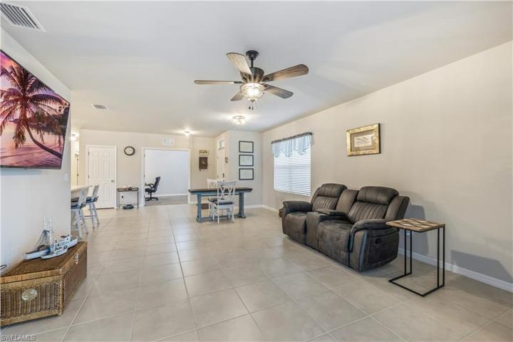 2073  Pigeon Plum  WAY, NORTH FORT MYERS, FL 33917