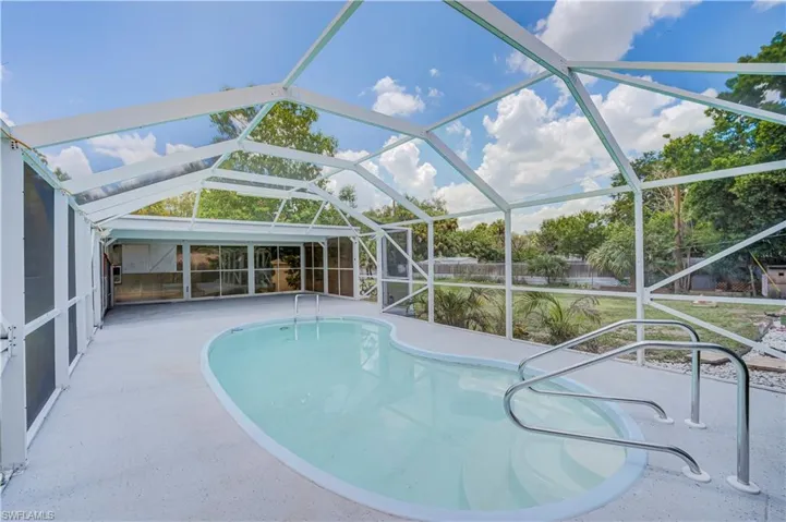 517 Plumosa Ave, Lehigh Acres, Florida 33972