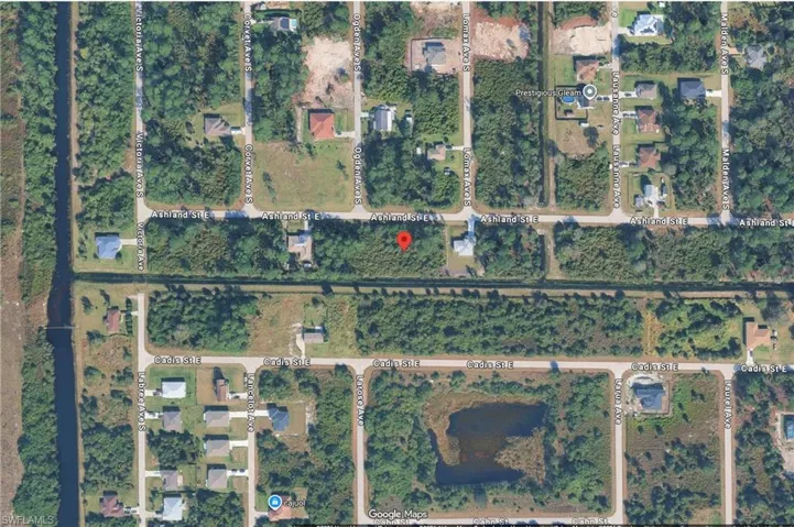 718 Ashland St E, Lehigh Acres, Florida 33974