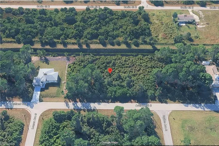 718 Ashland St E, Lehigh Acres, Florida 33974