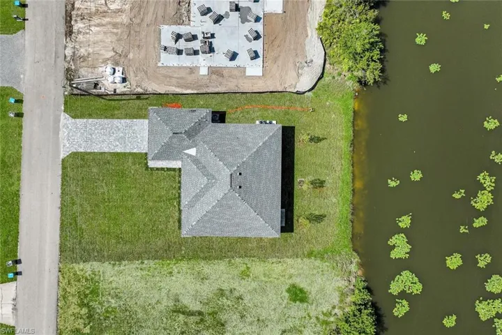 2622 Ne 1st Pl, Cape Coral, Florida 33909