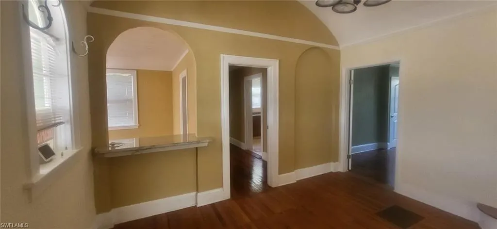 519 S Ridgewood  AVE, Daytona Beach, FL 32114