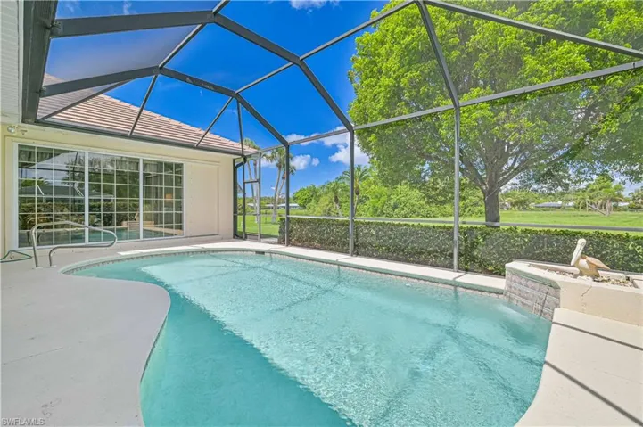 4255  Perth  CT, North Fort Myers, FL 33903