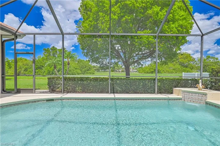 4255  Perth  CT, North Fort Myers, FL 33903