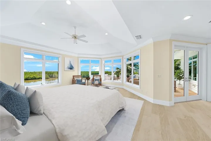 Virtual Furnishing and Virtual Flooring - Orig Primary Bedroom Flooring is carpet