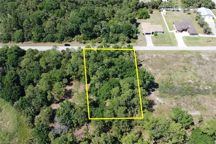 616 Plumosa AVE, LEHIGH ACRES FL 33972