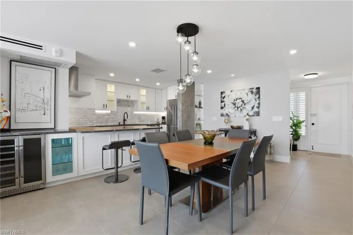 3443 Gulf Shore Blvd N 714, Naples, Florida 34103