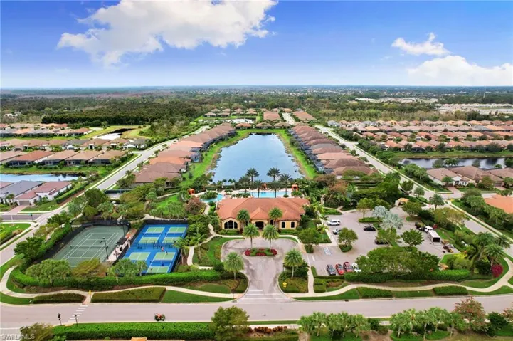 Overhead of Clubhouse